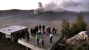 Erupsi Wisata Gunung Bromo