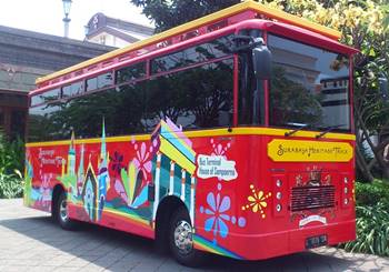 Bus Wisata Surabaya